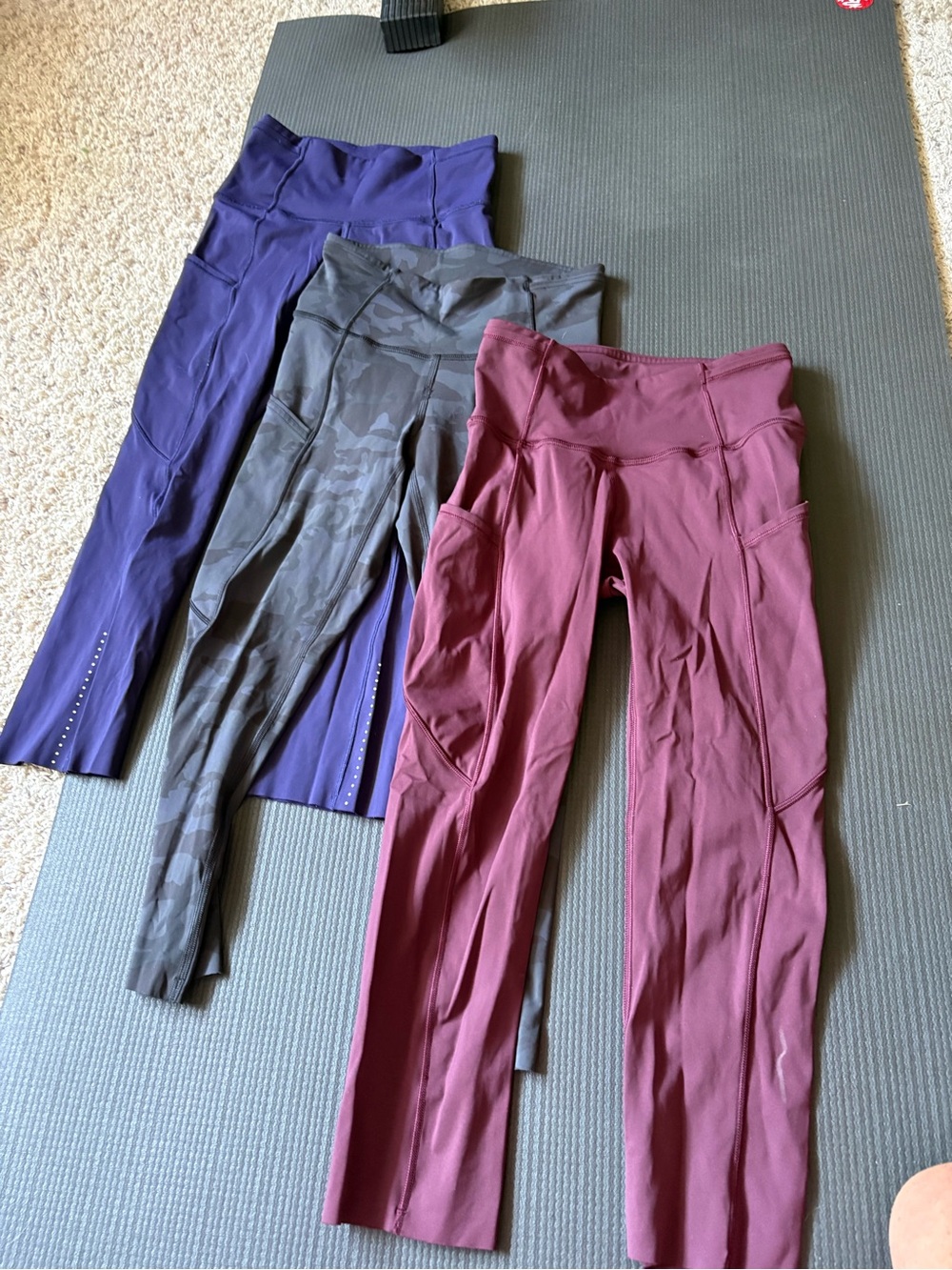 Lululemon fast & free High-Waist Leggings - Burgundy, Black Camo, purple sz 2